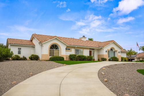 Explore Ramonas Vineyards Tranquil Home with Yard