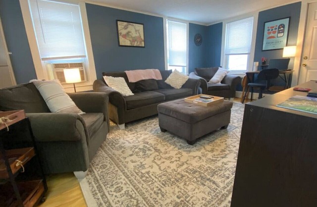 Explore Scenic MQT! Bluff St Estates 1st Floor Apt