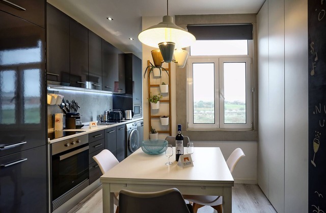 Expo Oriente 2 Bedrooms by GT House