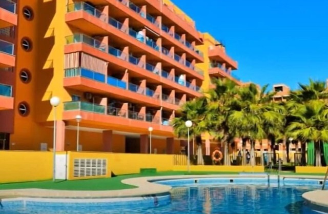 expoholidays santa ana with terrace