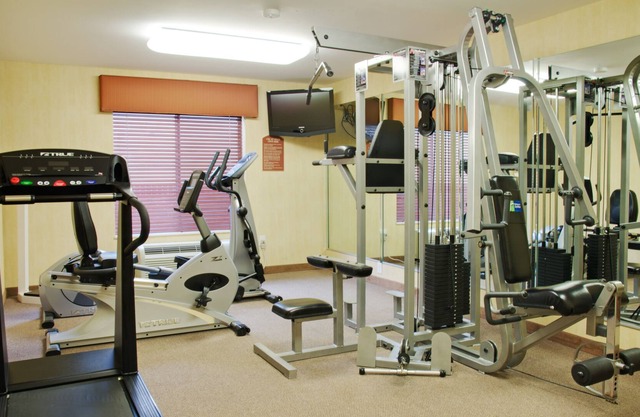 Holiday Inn Express Leesville, an IHG Hotel