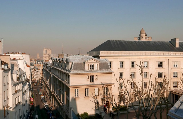 Exquisite Penthouse Apt in der Mitte von Latin Quarter: Best Deal für 4