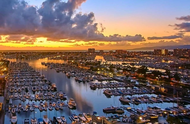 ★ Exquisite Sunrise Views @ our 2BR/2BA apt 3Beds ★
