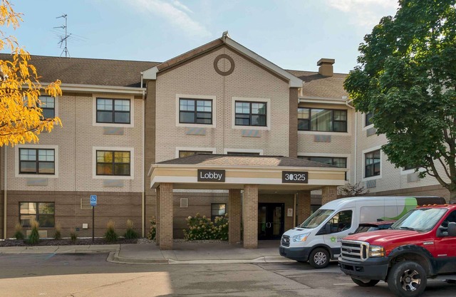 Extended Stay America Suites Detroit Metropolitan Airport