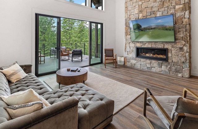 Extraordinary 5-Bedroom Idaho Club Retreat w/ Hot Tub - Sleeps 12