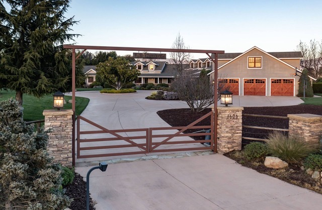 Extraordinary Wine Country Property Santa Ynez / Los Olivos
