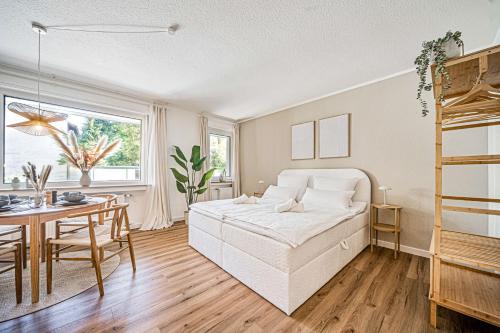 Für 6 l Zentral l Parken l Universität l Balkon