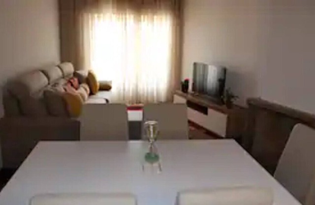 Fátima, 100 Metros do Santuário