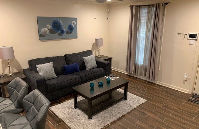 F-Beautiful Apartment/ Customed Luxury Design Apartment F