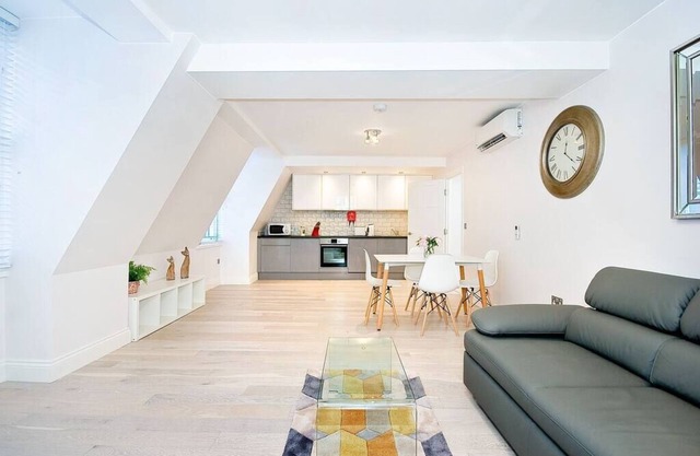 Eldon Chambers Flat 2 - für 4 Gäste in 1 Schlafzimmer