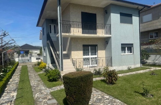 F3 APARTMENT