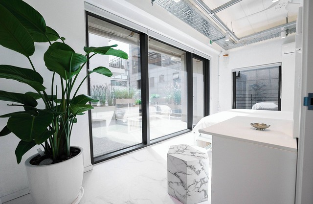 F9 Tailored Service Home near Hongik University Station