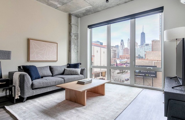 Fab River North 1BR w/ Sky Terrace, Yoga Studio & Grills, by Blueground