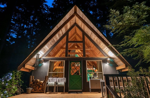 Fabulous 2 Schlafzimmer / 2 Bäder A-Frame Retreat - Der coolste Ort auf Whidbey Island!