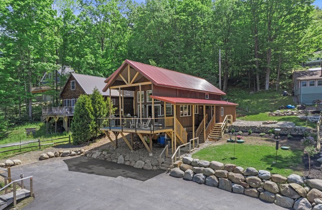 Fabulous 2-BR-2 Full Bath Chalet on the Marvelous Great Sacandaga Edinburg, NY