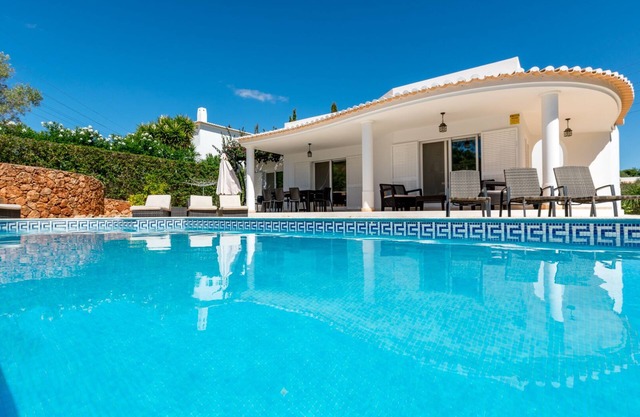 Fabelhafte 4-Bett-Villa im Clube Albufeira mit privatem beheiztem Pool, WIFI und Klimaanlage.