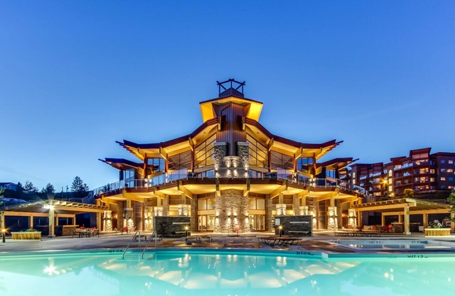 Fabulous Condo at Five Star Resort #209