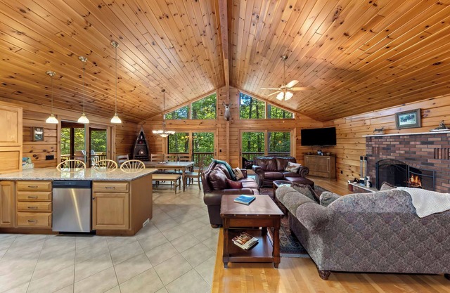 Fabulous Fern Cabin | Hot Tub | Game Room