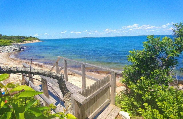 ** FABELHAFTE Makonikey OCEANFRONT mit privatem Strand!** Wrap Around Deck, Haustiere ok