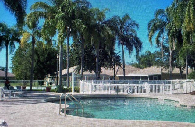 Beautiful, cozy, fresh and colorful 2-bedroom condo.