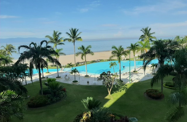 Fabulous Ocean Front Bay View Grand 1 Schlafzimmer