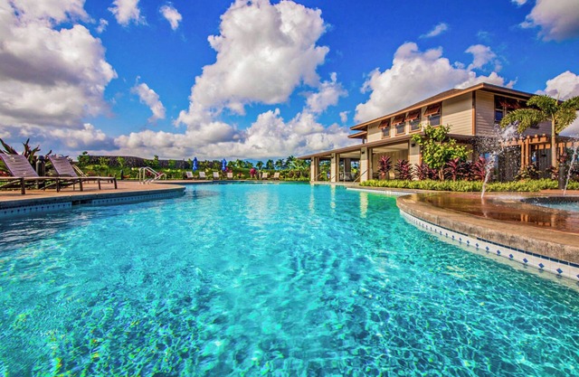 Fabulous Poipu Townhomes for 10-12!