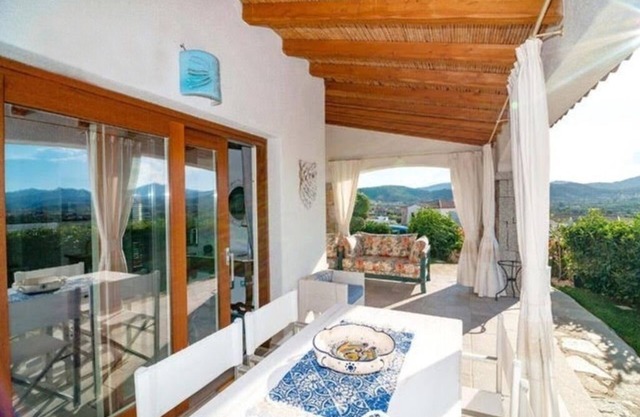 Fabulous typical Sardinia villa 5min from the beach with private pool