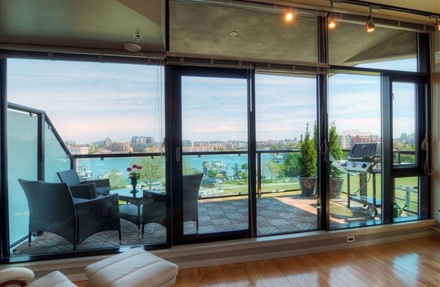 FABELHAFTER ultra moderner Harbourview Getaway im Stadtzentrum gelegen