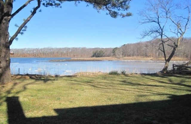 Fabulous Waterfront Property im Herzen der Weinregion