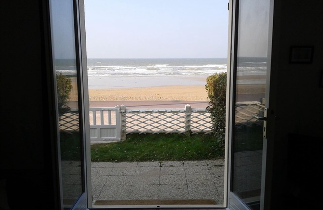 GESICHT UND DIREKTER MEERZUGANG, F2 + GARTEN - 4 Personen