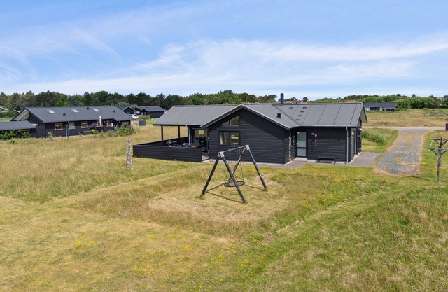 "Fader" - 950m from the sea by Interhome