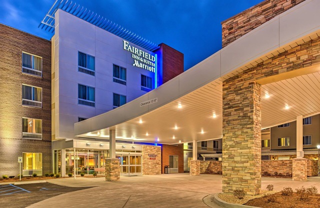 Fairfield Inn & Suites St Louis Westport
