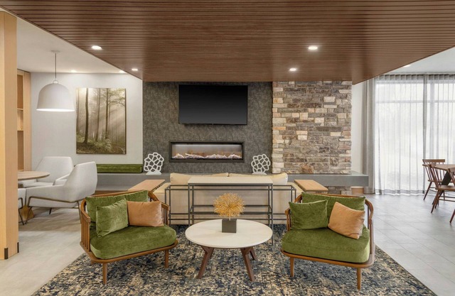 Fairfield Inn & Suites by Marriott Detroit Taylor