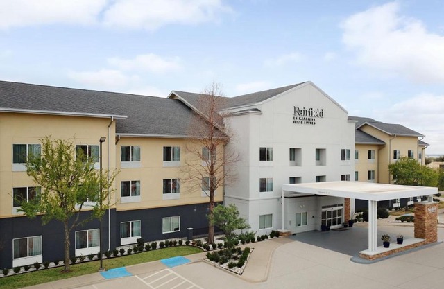 Fairfield Inn & Suites Denton