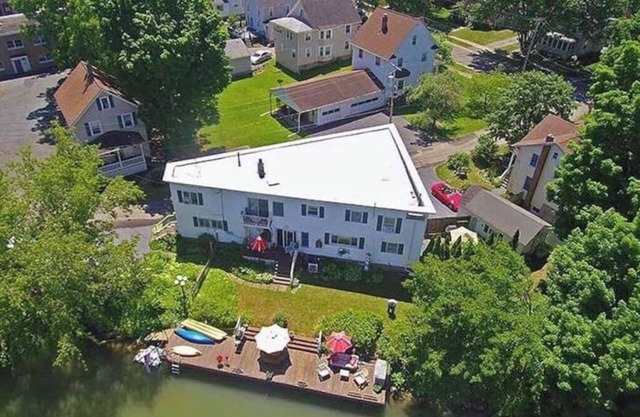Fairport Village Triangle Home on the Erie Canal
