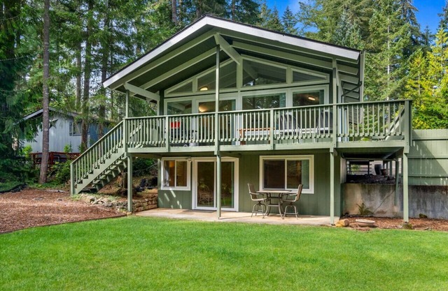 Fairway House w/ Lakes Access