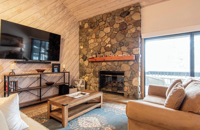 Fairway Nine Condo- New Listing! Recently updated