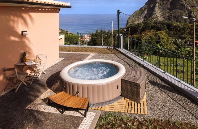 Fajã do Amo by Atlantic Holiday