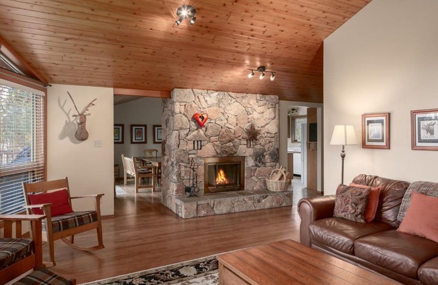 Falcon Cabin