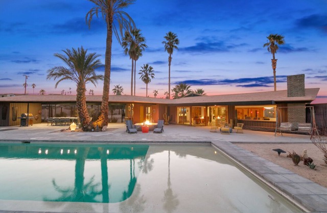 Böhmische Ranch in einem 12 Hektar großen Rückzugsgebiet in der Wüste am Eingang des Joshua Tree National Park