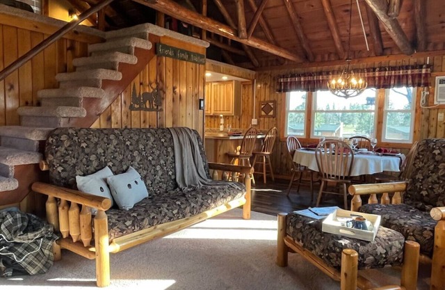 Rustic Charm - Book Now!