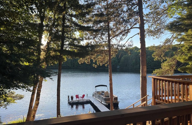 Discounted Rates ... 5.-16. Mai ... $ 109-129 / Nacht ... Great Fishing and Pier ist in