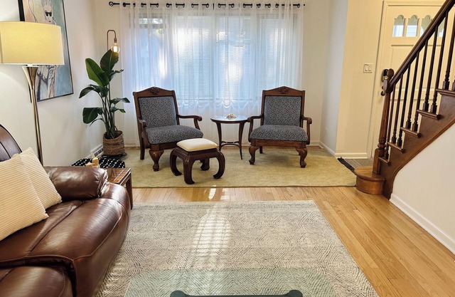 3BD Townhome Downtown Lake Forest