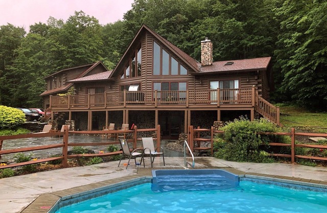 Fall Miracle! Price Reduced! Idyllic Chalet on 36 acres, sleeps 19