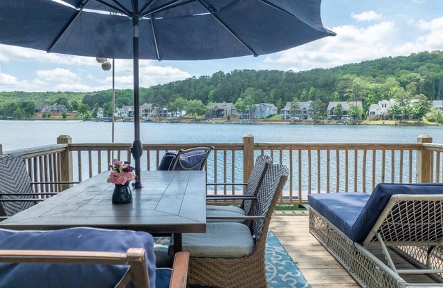 Fall Sale: 15% Off 3+ nights – thru Nov 30!