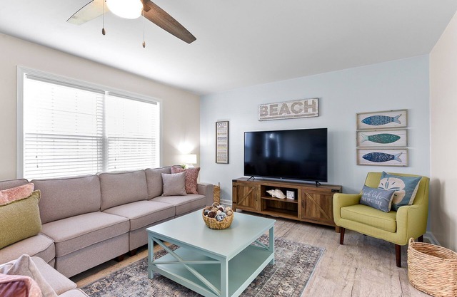 Fall for the beach - Cozy, Calm & Cute!