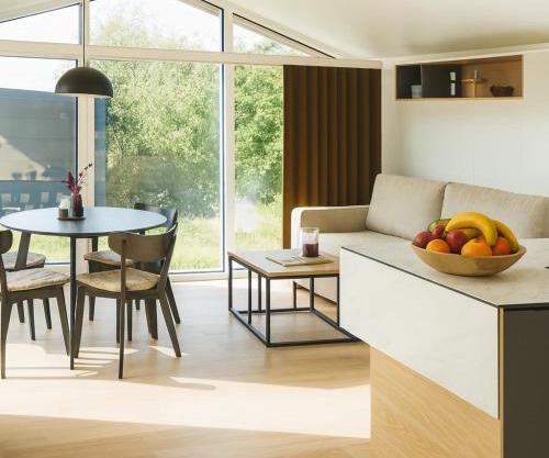 Familienfreundliches Designer Ferienhaus im Grünen an der Grenze zu Österreich I 5 Personen