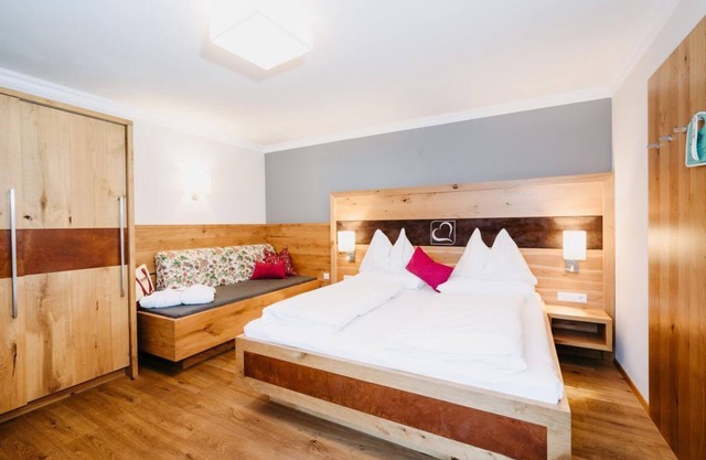 Familiensuite Edelweiß 1-3 - Hotel Taxerhof
