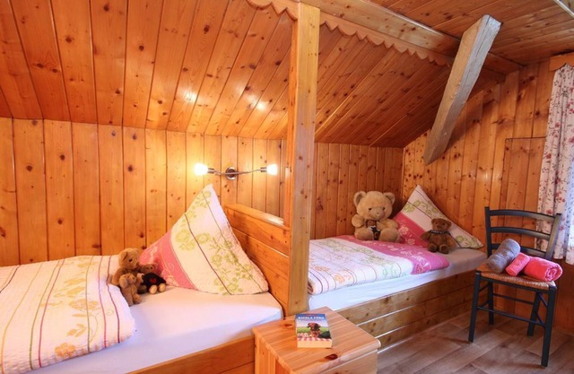Familienzimmer Nr. 10 - Gästehaus Im Bachtl