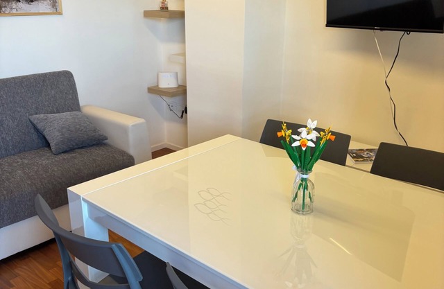 Family apartment just a stone's throw from the sea